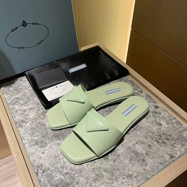 2021ss new designer women slippers true leather ladies summer flat slippers flat sole indoor outdoor beach ladies many pure colors slippers, Black
2021ss new designer women slippers true leather ladies summer flat slippers flat sole indoor outdoor beach ladies many pure colors slippers, Black