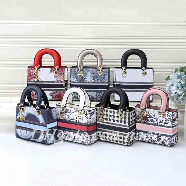 2021 brand designer shoulder bags ladies' temperament fashion luxury leather camera bag handbag size 20*8*17cm opq7
2021 brand designer shoulder bags ladies' temperament fashion luxury leather camera bag handbag size 20*8*17cm opq7