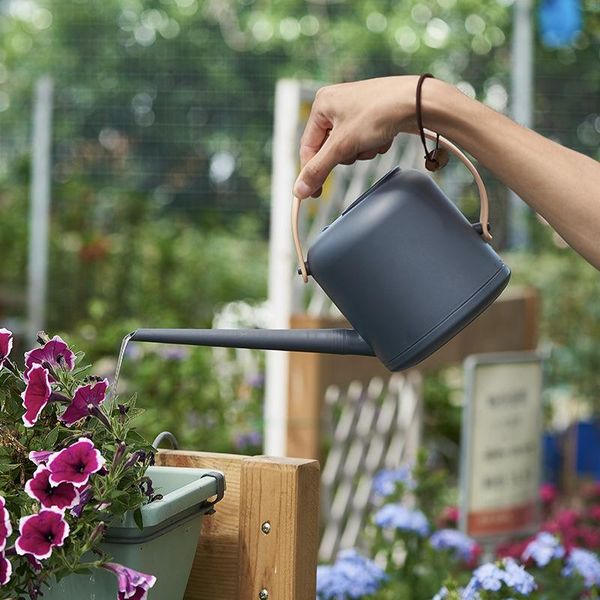 watering equipments 1.8l long mouth can practical flowers gardening tools handle plastic plant sprinkler potted home kettle irrigation
watering equipments 1.8l long mouth can practical flowers gardening tools handle plastic plant sprinkler potted home kettle irrigation