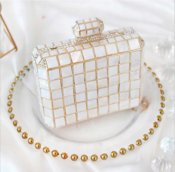 evening bags xiyuan female natural shell women handbags wedding formal dinner mother of pearl crystal clutch purse
evening bags xiyuan female natural shell women handbags wedding formal dinner mother of pearl crystal clutch purse
