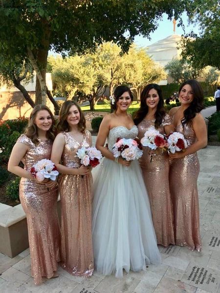 bridesmaid dress gold sequins wedding ceremony long formal maid of honor gown plus size custom made, White;pink 
bridesmaid dress gold sequins wedding ceremony long formal maid of honor gown plus size custom made, White;pink