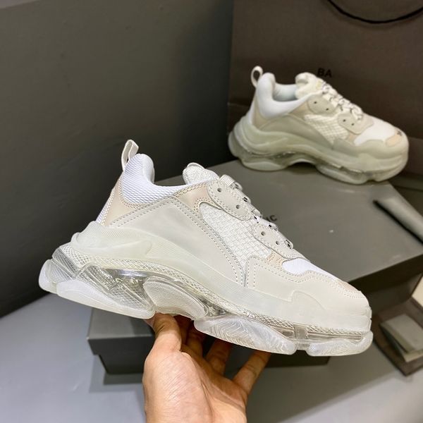 2022 mens triple s shoes 17fw sneaker womens paris black white letter colorful blue bright red rice ash grey silvery retro ladies designer c
2022 mens triple s shoes 17fw sneaker womens paris black white letter colorful blue bright red rice ash grey silvery retro ladies designer c