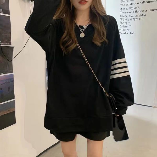 cotton 2021 autumn and winter new round neck long sleeve sweater loose bar casual fashion women's wear, Black
cotton 2021 autumn and winter new round neck long sleeve sweater loose bar casual fashion women's wear, Black