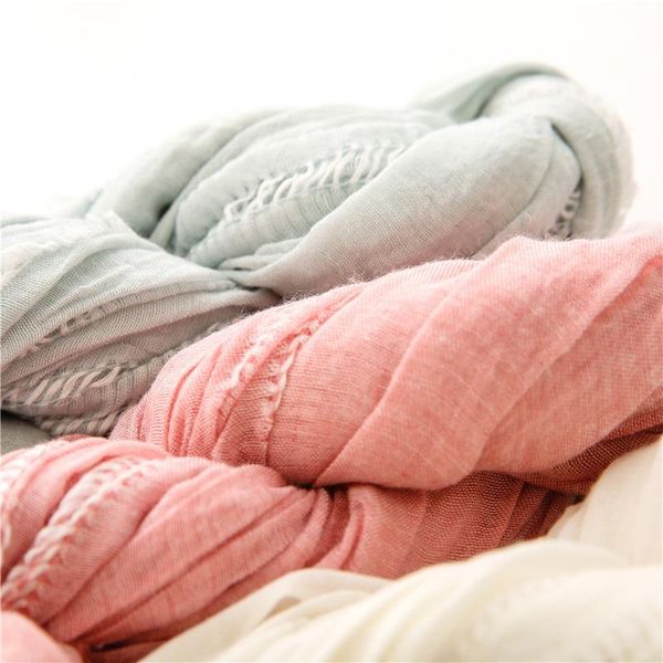 scarves 2021 fashion aztec floral tassel viscose shawl scarf lady wrap pashmina stole bufandas muslim hijab, Blue;gray
scarves 2021 fashion aztec floral tassel viscose shawl scarf lady wrap pashmina stole bufandas muslim hijab, Blue;gray