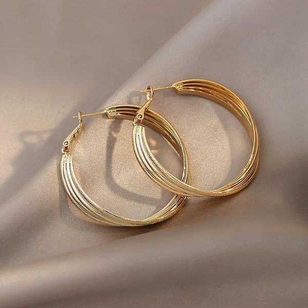 gold color multilayer big hoop earrings for women brincos temperament geometric metal circle boucles d'oreill & huggie, Golden;silver
gold color multilayer big hoop earrings for women brincos temperament geometric metal circle boucles d'oreill & huggie, Golden;silver