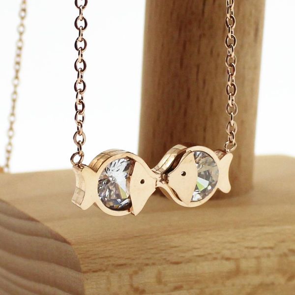 titanium kiss fish crystal necklaces rose gold 316l stainless steel pendant charms choker necklace party jewellery colar 2021 chokers, Golden;silver
titanium kiss fish crystal necklaces rose gold 316l stainless steel pendant charms choker necklace party jewellery colar 2021 chokers, Golden;silver