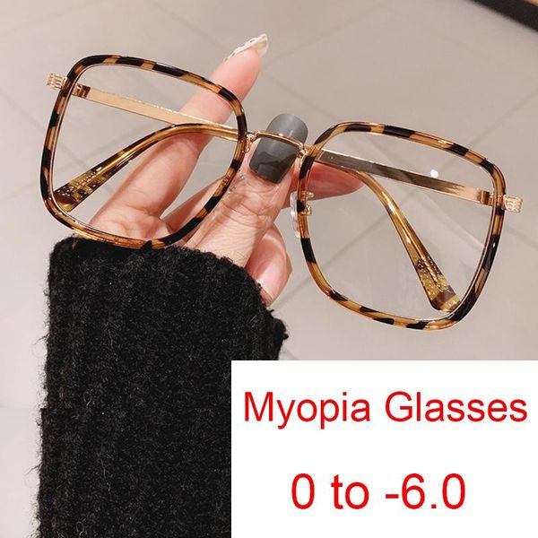 sunglasses retro anti blue ray myopia glasses 2021 women oversized square men light blocking fashion optical eyewear 0 to -6.0, White;black
sunglasses retro anti blue ray myopia glasses 2021 women oversized square men light blocking fashion optical eyewear 0 to -6.0, White;black