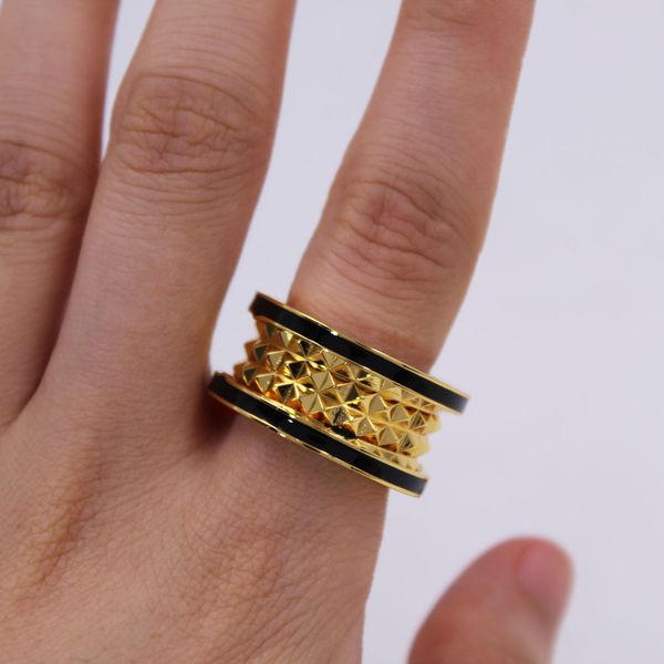 classic stainless steel silver gold-plated inlaid diamond band ring spring men and women couple rings fashion luxury trend brand jewelry
classic stainless steel silver gold-plated inlaid diamond band ring spring men and women couple rings fashion luxury trend brand jewelry