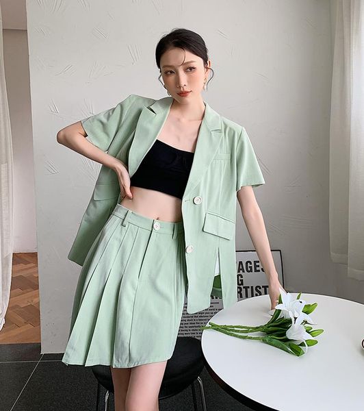 two piece dress loose back split casual senior blazer+irregular pleated skirt female, White
two piece dress loose back split casual senior blazer+irregular pleated skirt female, White