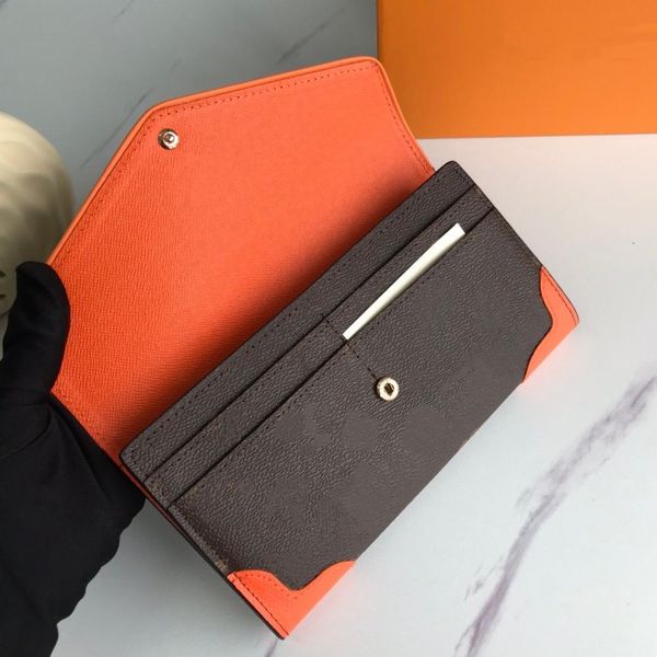 sarah wallet retilo corner leather trimmings 4 colors long standard cover women wallets 16 credit card slots one zipper pocket, Red;black
sarah wallet retilo corner leather trimmings 4 colors long standard cover women wallets 16 credit card slots one zipper pocket, Red;black