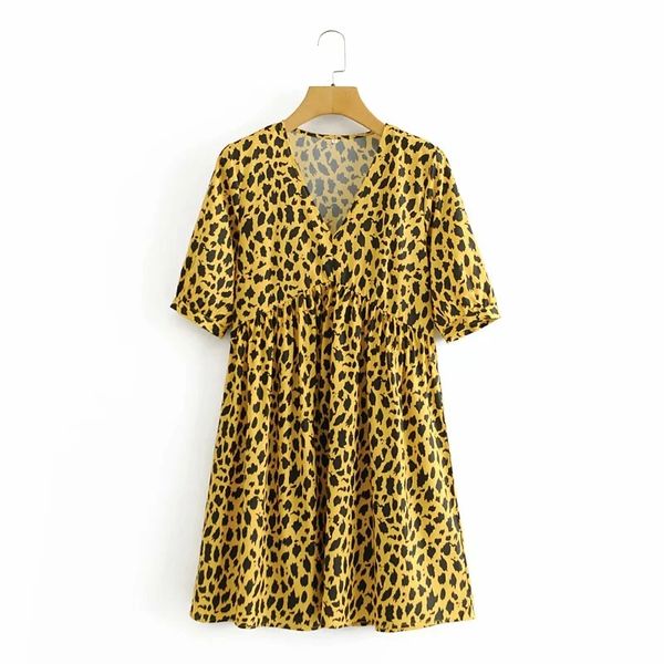 spring women leopard print v neck yellow mini dress female short sleeve clothes casual lady loose vestido d7312 210430, Black;gray
spring women leopard print v neck yellow mini dress female short sleeve clothes casual lady loose vestido d7312 210430, Black;gray