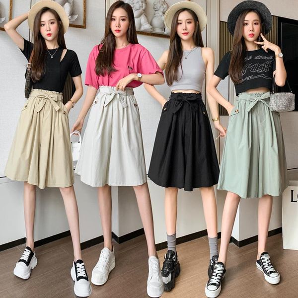 women's pants & capris wide-leg summer 2021 high-waist slim casual five-point loose and good matching trend, Black;white
women's pants & capris wide-leg summer 2021 high-waist slim casual five-point loose and good matching trend, Black;white