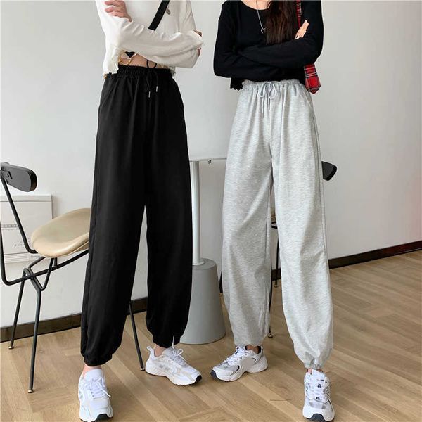 harajuku women harem pants casual black gray elastic waist streetwear female sports trousers w168 210526, Black;white
harajuku women harem pants casual black gray elastic waist streetwear female sports trousers w168 210526, Black;white