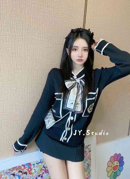 2021 early autumn new temperament small fragrance silk scarf splicing bow knit cardigan coat women's top, White
2021 early autumn new temperament small fragrance silk scarf splicing bow knit cardigan coat women's top, White