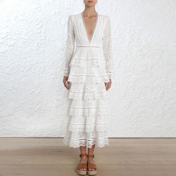 casual dresses 2021 korean spring and summer elegant women dress v-neck lace hollow out long sleeve cake vintage a-line solid, Black;gray
casual dresses 2021 korean spring and summer elegant women dress v-neck lace hollow out long sleeve cake vintage a-line solid, Black;gray