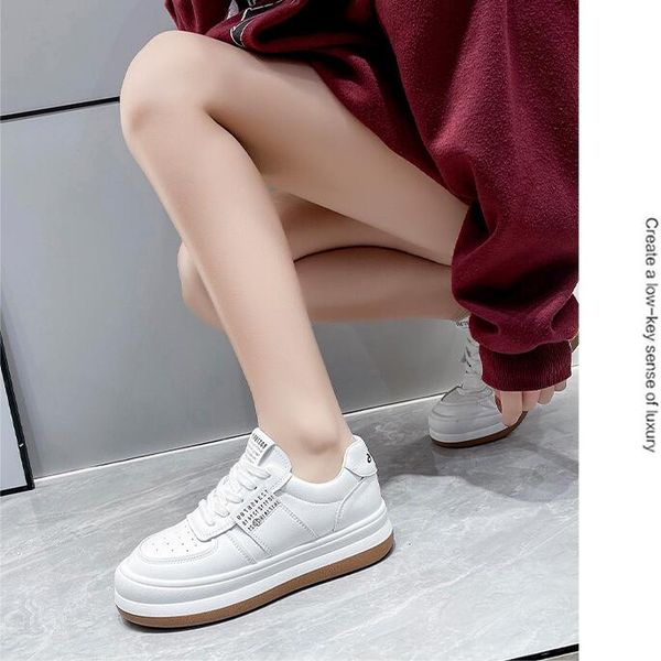 women 2022 spring new bread shoes all-match round toe color matching casual shoe thick bottom soft leather sports board women's shoes
women 2022 spring new bread shoes all-match round toe color matching casual shoe thick bottom soft leather sports board women's shoes