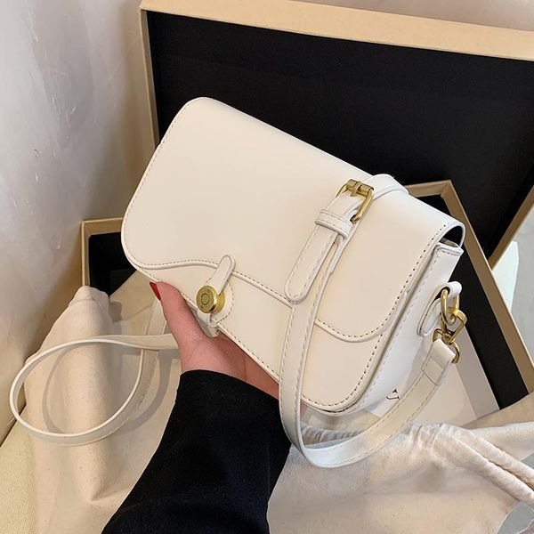 niche design bag women 2021 fashion -selling messenger square shoulder width: 22cm bags
niche design bag women 2021 fashion -selling messenger square shoulder width: 22cm bags