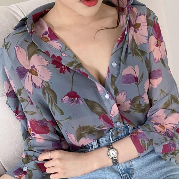 fashion floral print chiffon loose women blouses buttons tee casual summer ladies female long sleeve blusas pullover, White
fashion floral print chiffon loose women blouses buttons tee casual summer ladies female long sleeve blusas pullover, White