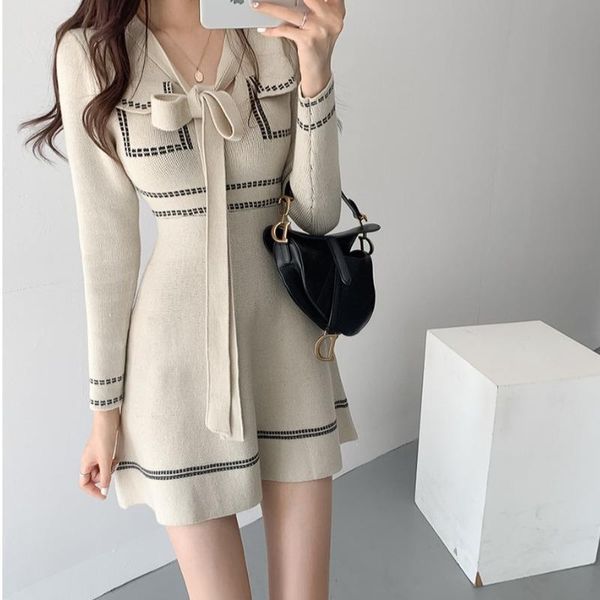 casual dresses korean chic autumn bow knitted sweater mini dress female v-neck long sleeve bodycon a-line robe femme vestidos, Black;gray
casual dresses korean chic autumn bow knitted sweater mini dress female v-neck long sleeve bodycon a-line robe femme vestidos, Black;gray