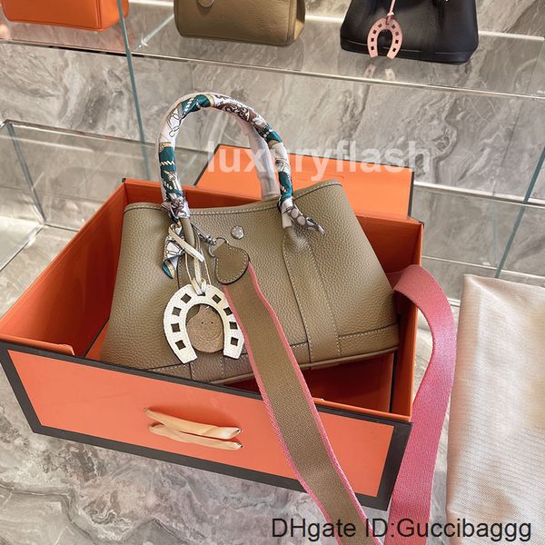 with strap cowhide women bag luxurys designers garden party shopping crossbody bags genuine leather fashion 2021 lady handbags
with strap cowhide women bag luxurys designers garden party shopping crossbody bags genuine leather fashion 2021 lady handbags