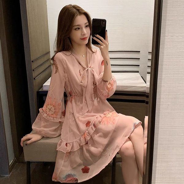 beautiful french woman dressed 2021 spring plus retro size hepburn style chiffon dress floral midi/mini chic pink robes zh154 eisg, Black;gray
beautiful french woman dressed 2021 spring plus retro size hepburn style chiffon dress floral midi/mini chic pink robes zh154 eisg, Black;gray