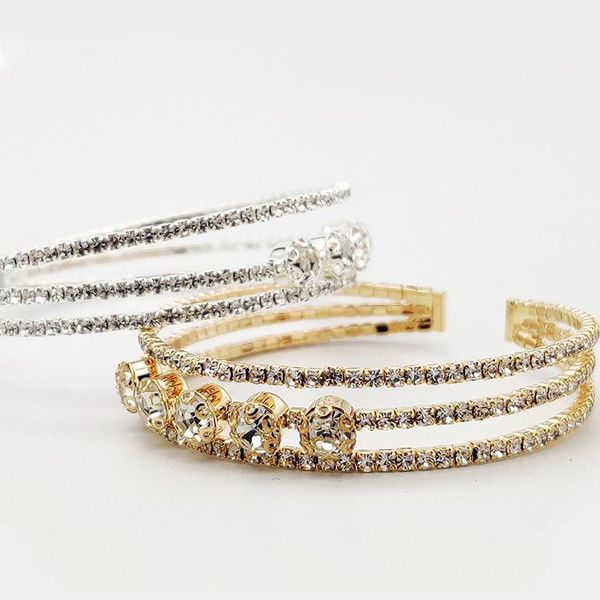 charm bracelets trendy female white zircon bracelet gold silver color wedding for women cute hollow crystal jewelry, Golden;silver
charm bracelets trendy female white zircon bracelet gold silver color wedding for women cute hollow crystal jewelry, Golden;silver