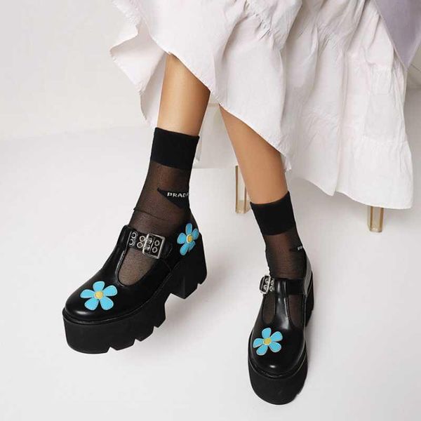 fashion new single shoes soft leather shoes thick high-heeled leisure sponge, bottom round head strap plus size flowers, Black
fashion new single shoes soft leather shoes thick high-heeled leisure sponge, bottom round head strap plus size flowers, Black