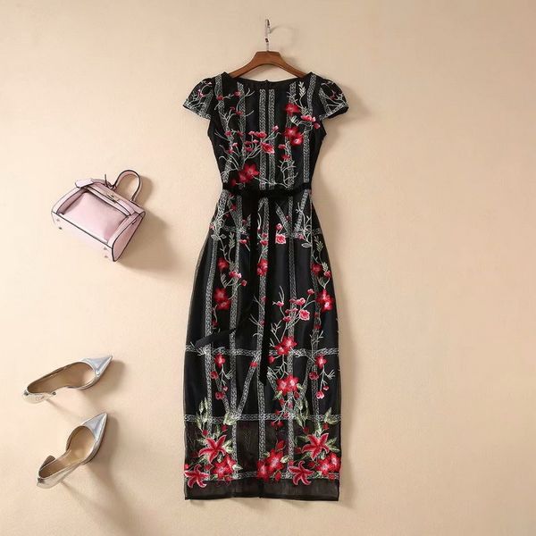 casual dresses new european and american women's dresses for spring with short sleeves fashionable flower embroidered black dress 8snj, Black;gray
casual dresses new european and american women's dresses for spring with short sleeves fashionable flower embroidered black dress 8snj, Black;gray