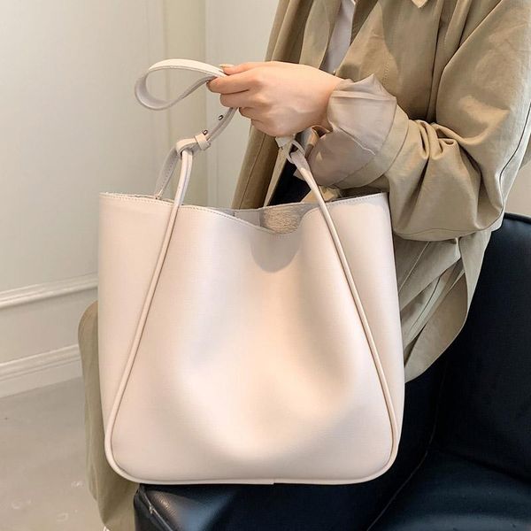 evening bags summer high-quality textured picture-mother bag 2021 fashion large-capacity women's designer one-shoulder tote
evening bags summer high-quality textured picture-mother bag 2021 fashion large-capacity women's designer one-shoulder tote