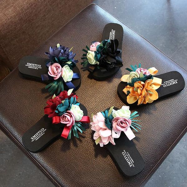 slipper summer girls slippers outdoor beach sandals toddler kids flat non-slip flower princess shoes flip flops parent-child, Black;grey
slipper summer girls slippers outdoor beach sandals toddler kids flat non-slip flower princess shoes flip flops parent-child, Black;grey