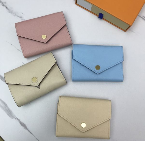 2021 fashion flowers designer wallets luxurys men women leather bags classic letters key coin purse original box plaid card holder m80086, Red;black
2021 fashion flowers designer wallets luxurys men women leather bags classic letters key coin purse original box plaid card holder m80086, Red;black