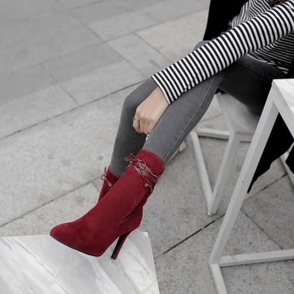 boots oversized women's shoes 40-41 42 43 44 45 46 high heel short fashion pointed thin, Black
boots oversized women's shoes 40-41 42 43 44 45 46 high heel short fashion pointed thin, Black