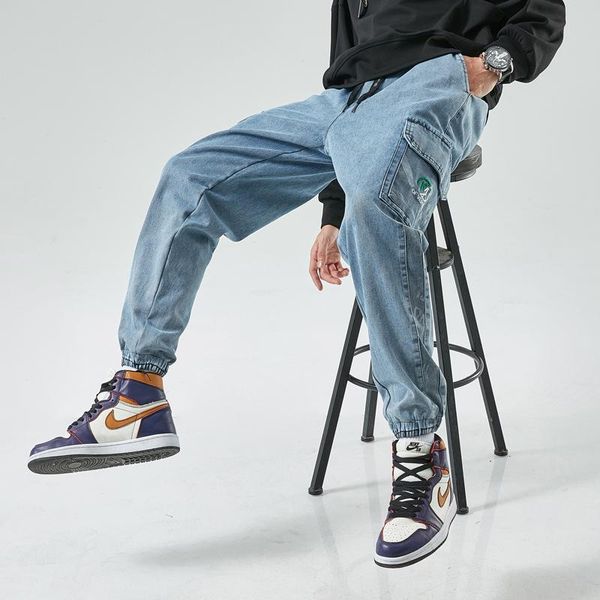 men's jeans 2021 streetwear hip hop cargo pants cropped trousers elastic harun joggers in winter season men cloth, Blue
men's jeans 2021 streetwear hip hop cargo pants cropped trousers elastic harun joggers in winter season men cloth, Blue