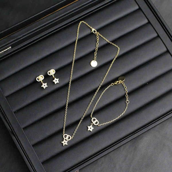 70% off / simple star necklace bracelet net red letter full diamond earrings female, Silver
70% off / simple star necklace bracelet net red letter full diamond earrings female, Silver