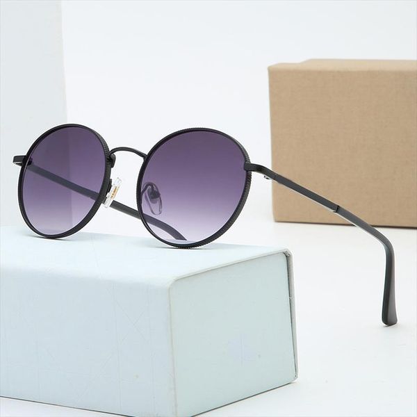 vintage steampunk sunglasses for men and women with brand design are stylish original box, White;black
vintage steampunk sunglasses for men and women with brand design are stylish original box, White;black
