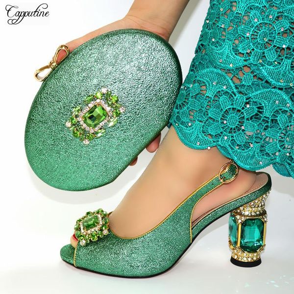dress shoes latest green high heel and evening handbag set decorated with stones vc105 height 10cm, Black
dress shoes latest green high heel and evening handbag set decorated with stones vc105 height 10cm, Black