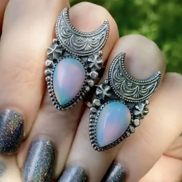 ring beset selling plated sanjie ins fashion women's hip hop skull geometric jewelry moon aobao hand alloy, Silver
ring beset selling plated sanjie ins fashion women's hip hop skull geometric jewelry moon aobao hand alloy, Silver