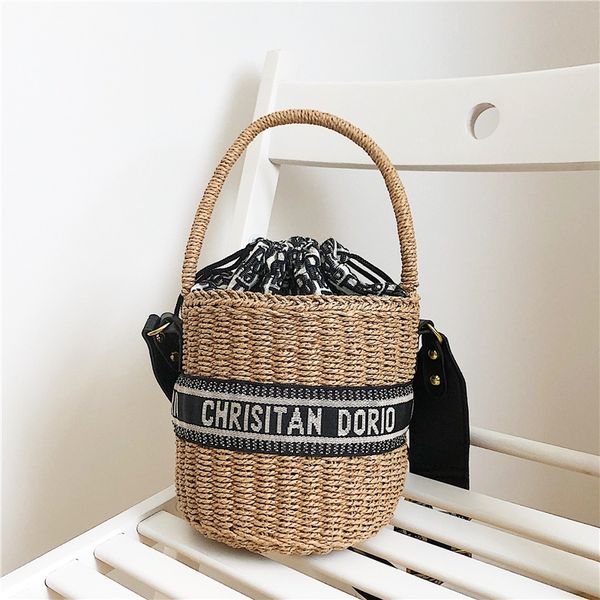luxury herme handbags and storage large manual embroidery diagonal 2021g messenger woven letter portable new shoulder grocla
luxury herme handbags and storage large manual embroidery diagonal 2021g messenger woven letter portable new shoulder grocla