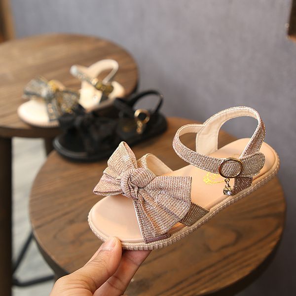 summer 2021 new sandal girl lady bright flash childrens shoes magic paste three-color bow tie princess shoes lady antiskid, Black
summer 2021 new sandal girl lady bright flash childrens shoes magic paste three-color bow tie princess shoes lady antiskid, Black
