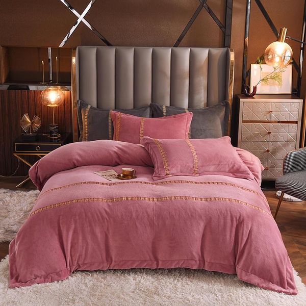 bedding sets 2021 products thickened warm double-sided milk velvet solid color jacquard bed set luxury king size 4-piece set.
bedding sets 2021 products thickened warm double-sided milk velvet solid color jacquard bed set luxury king size 4-piece set.