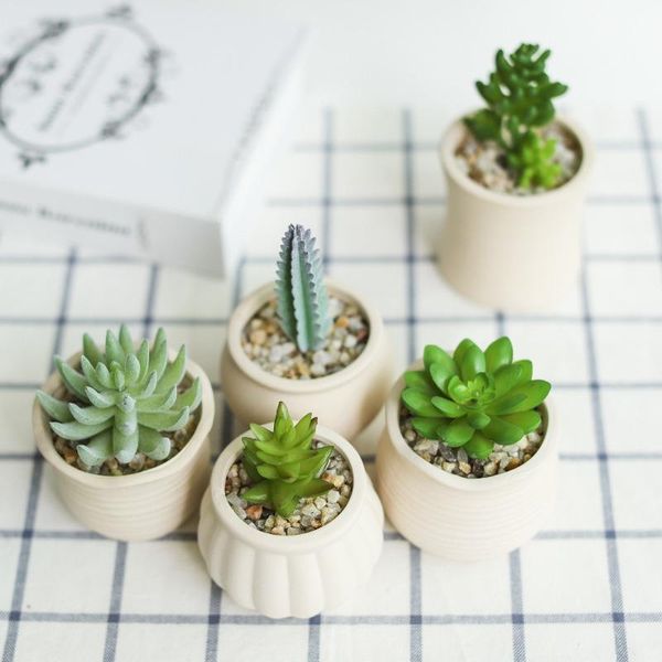 vases modern simple ceramic plant succulent flower pot vase head home decoration accessories
vases modern simple ceramic plant succulent flower pot vase head home decoration accessories