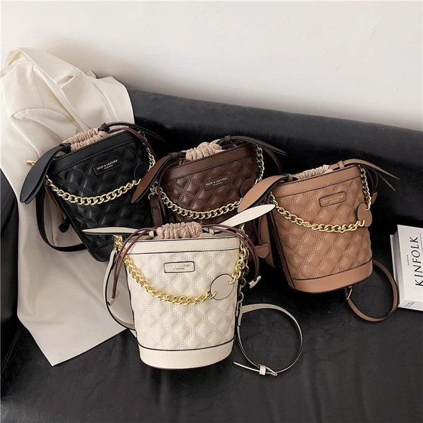 evening bags 2021 summer fashion casual luxury ladies and shoulder are suitable for multi-functional bucket bag messenger
evening bags 2021 summer fashion casual luxury ladies and shoulder are suitable for multi-functional bucket bag messenger