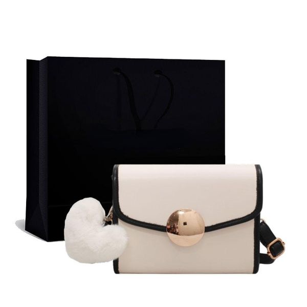 evening bags causal fashion shoulder leather women handbags luxury designer fluffy hear hangings shoppers crossbody 2021 brand purse
evening bags causal fashion shoulder leather women handbags luxury designer fluffy hear hangings shoppers crossbody 2021 brand purse