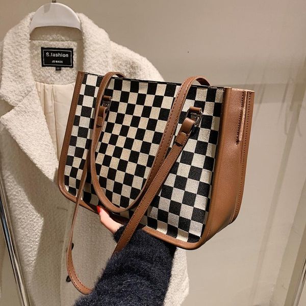 evening bags 2021 winter fashion big tote bag r simple design plaid shoulder handbags women's large capacity totes
evening bags 2021 winter fashion big tote bag r simple design plaid shoulder handbags women's large capacity totes