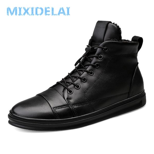 big size men shoes genuine leather men ankle boots fashion black shoes winter men boots warm shoes with fur 211106 
big size men shoes genuine leather men ankle boots fashion black shoes winter men boots warm shoes with fur 211106