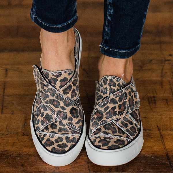 fashion women flats shoes outdoor casual slip-on female loafers platform shoes camouflage leopard platform sneakers women shoes, Black;white
fashion women flats shoes outdoor casual slip-on female loafers platform shoes camouflage leopard platform sneakers women shoes, Black;white