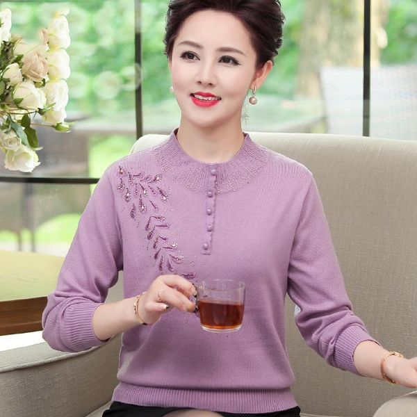 women's sweaters 2021 mothers wear middle-aged autumn clothes, long sleeved wool sweaters, elderly women, 40 years old 50, White;black
women's sweaters 2021 mothers wear middle-aged autumn clothes, long sleeved wool sweaters, elderly women, 40 years old 50, White;black