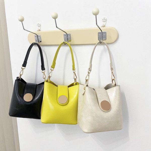 evening bags women small solid color pu portable bucket bag 2021 fashion simple big round buckle single shoulder or messenger
evening bags women small solid color pu portable bucket bag 2021 fashion simple big round buckle single shoulder or messenger
