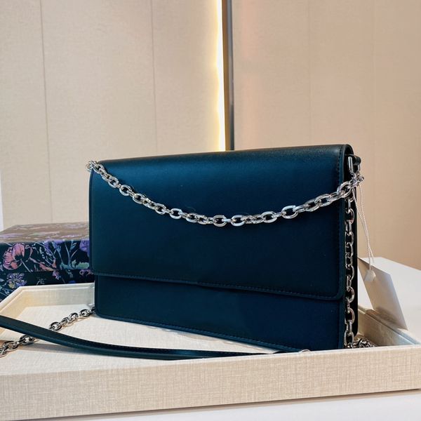 cross body designer luxury shoulder bags crossbody bag handbag genuine leather high-quality silver chain different colors with original box
cross body designer luxury shoulder bags crossbody bag handbag genuine leather high-quality silver chain different colors with original box