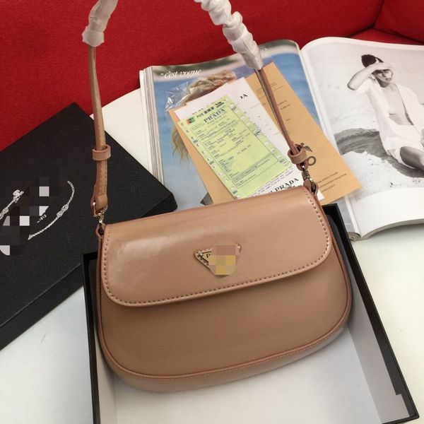 new handbag in spring and summer of 2021 women luxurys designers bags 
new handbag in spring and summer of 2021 women luxurys designers bags